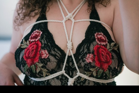 carmenjones2001 OnlyFans - Free Access to 32 Videos & 49 Photos Onlyfans Free Access