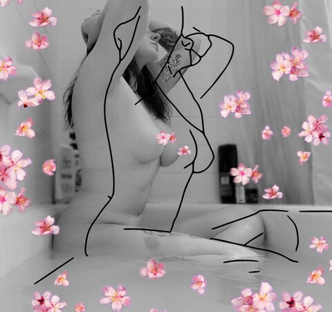 carmii OnlyFans - Free Access to 32 Videos & 102 Photos Onlyfans Free Access