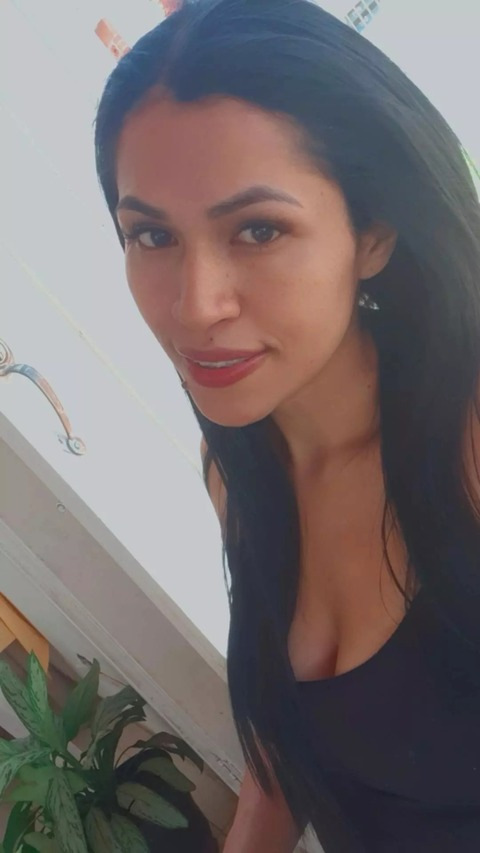 carolinaladiabla OnlyFans - Free Access to 32 Videos & 49 Photos Onlyfans Free Access