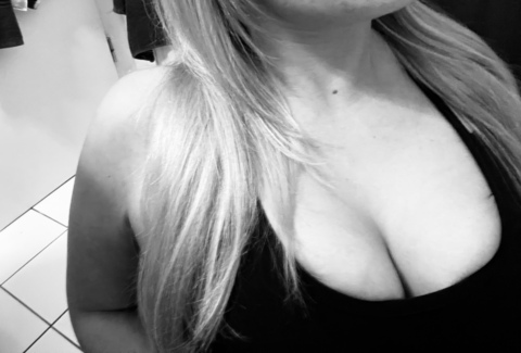 chanti26 OnlyFans - Free Access to 32 Videos & 49 Photos Onlyfans Free Access