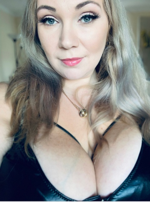 cheerry.lady OnlyFans - Free Access to 32 Videos & 49 Photos Onlyfans Free Access