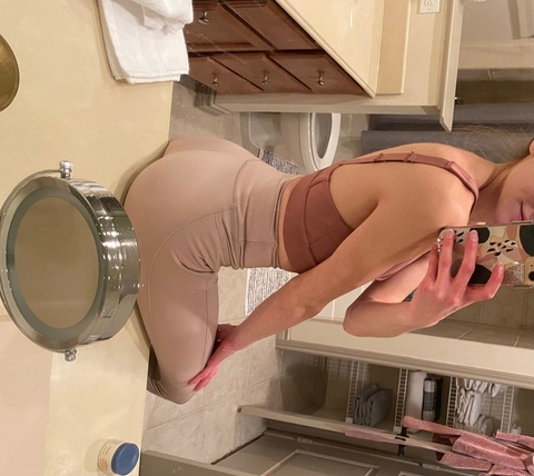 chloe9969 OnlyFans - Free Access to 32 Videos & 49 Photos Onlyfans Free Access