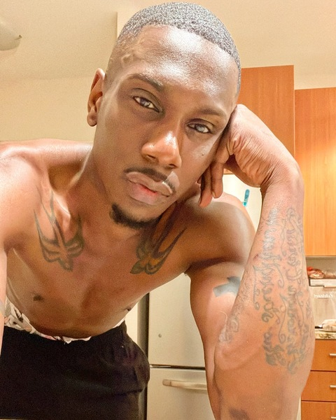 choc0lateprinc3 OnlyFans - Free Access to 32 Videos & 49 Photos Onlyfans Free Access