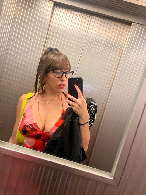 cladellepiane OnlyFans - Free Access to 32 Videos & 49 Photos Onlyfans Free Access