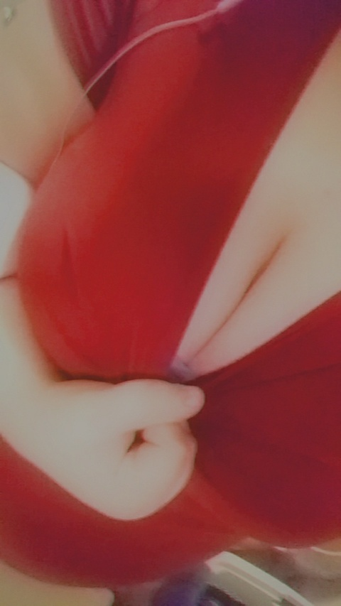 claire2095 OnlyFans - Free Access to 32 Videos & 49 Photos Onlyfans Free Access