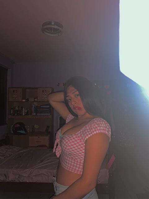 claudss OnlyFans - Free Access to 32 Videos & 49 Photos Onlyfans Free Access