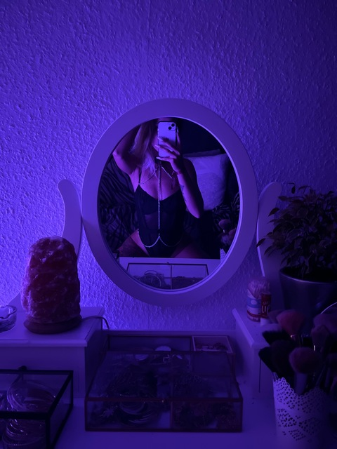 cornucopia_x OnlyFans - Free Access to 32 Videos & 49 Photos Onlyfans Free Access