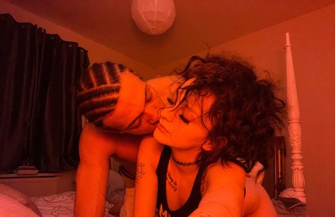 couplescontentzx OnlyFans - Free Access to 44 Videos & 49 Photos Onlyfans Free Access