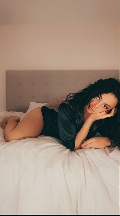 crazyforsienna OnlyFans - Free Access to 32 Videos & 49 Photos Onlyfans Free Access