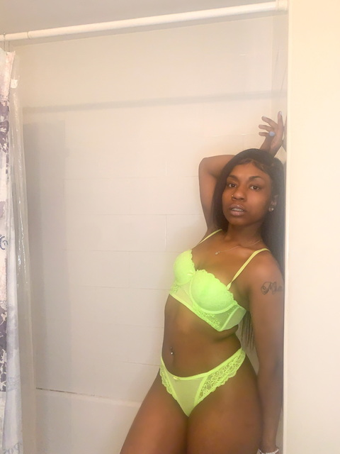 creamyremyy OnlyFans - Free Access to 32 Videos & 49 Photos Onlyfans Free Access