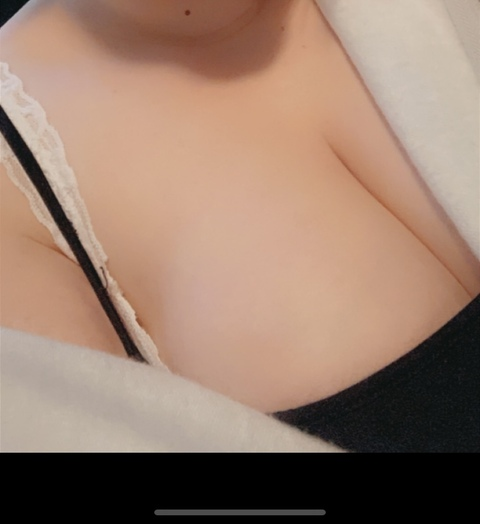 cruvywitch OnlyFans - Free Access to 32 Videos & 49 Photos Onlyfans Free Access