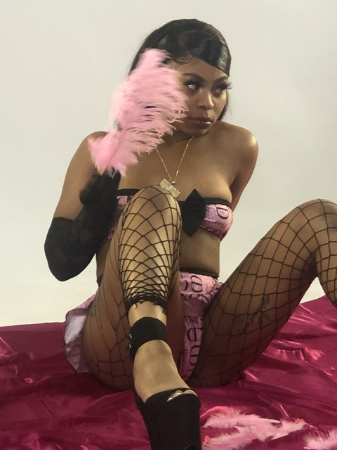 cumfamiami OnlyFans - Free Access to 52 Videos & 49 Photos Onlyfans Free Access