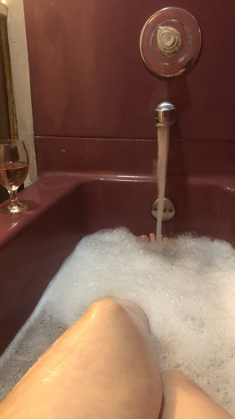 curvymama89 OnlyFans - Free Access to 32 Videos & 49 Photos Onlyfans Free Access