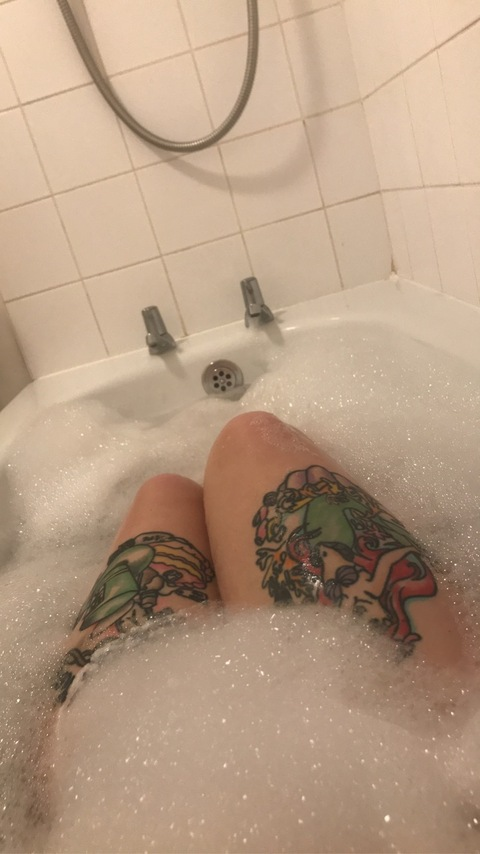 curvymermaid69 OnlyFans - Free Access to 32 Videos & 138 Photos Onlyfans Free Access
