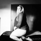 curvyqueen29 avatar