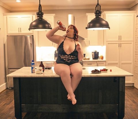 curvyred167087 OnlyFans - Free Access to 32 Videos & 49 Photos Onlyfans Free Access