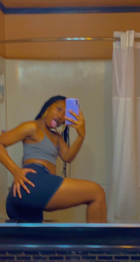 da.brat.riah OnlyFans - Free Access to 32 Videos & 49 Photos Onlyfans Free Access