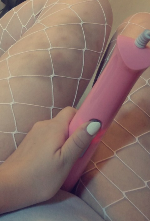 daddyissuesx0x0 OnlyFans - Free Access to 38 Videos & 53 Photos Onlyfans Free Access