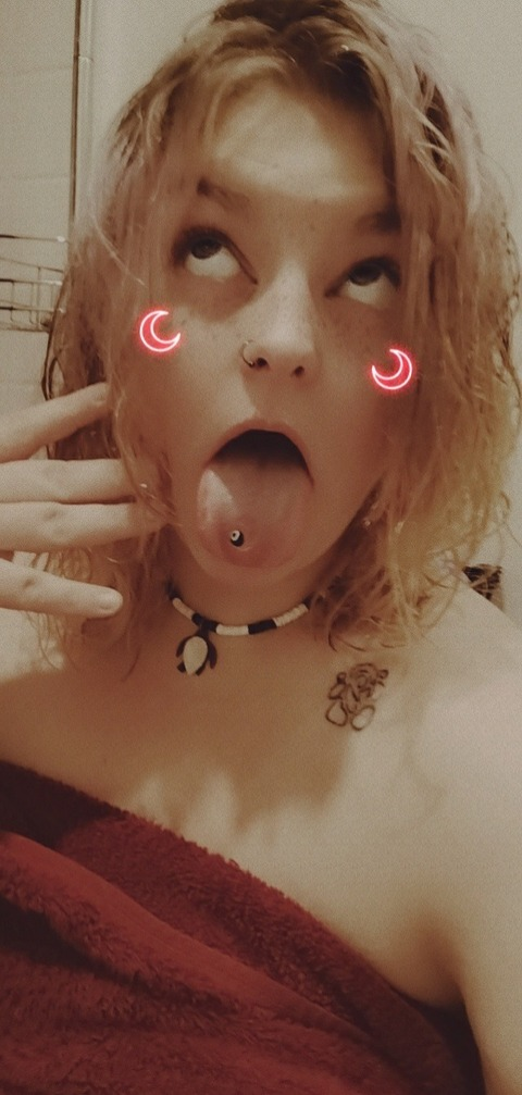 daddyslittlegirl96 OnlyFans - Free Access to 32 Videos & 49 Photos Onlyfans Free Access