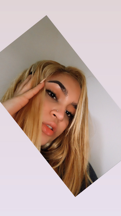 daisy.cbj OnlyFans - Free Access to 32 Videos & 49 Photos Onlyfans Free Access