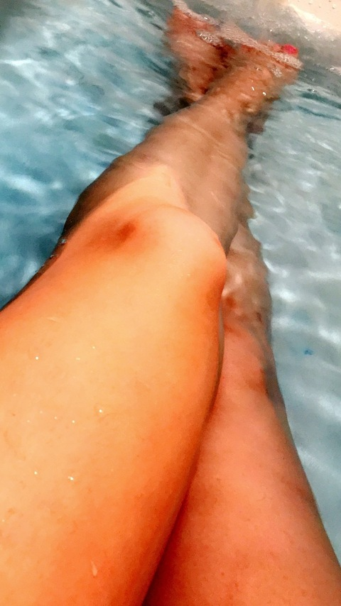 danistarr420 OnlyFans - Free Access to 32 Videos & 49 Photos Onlyfans Free Access