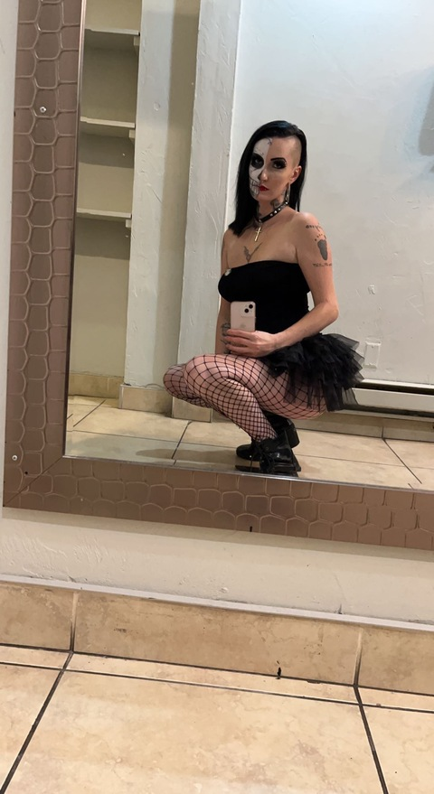 deea93 OnlyFans - Free Access to 32 Videos & 49 Photos Onlyfans Free Access