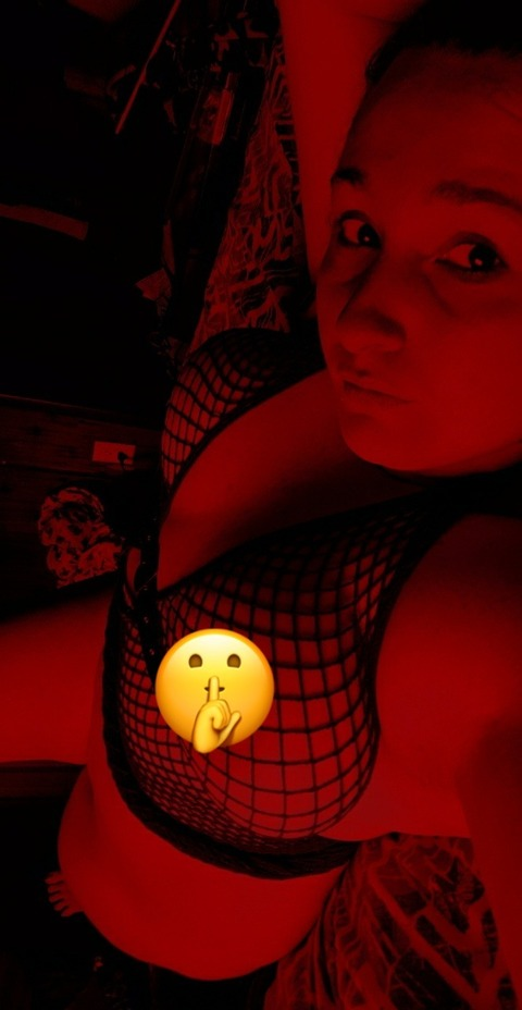 demonqueen952 OnlyFans - Free Access to 32 Videos & 49 Photos Onlyfans Free Access