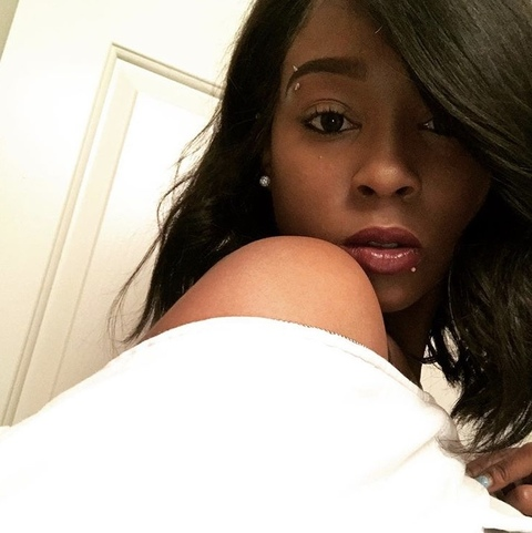 devynskee OnlyFans - Free Access to 32 Videos & 49 Photos Onlyfans Free Access