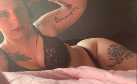 dinochick69 OnlyFans - Free Access to 32 Videos & 49 Photos Onlyfans Free Access