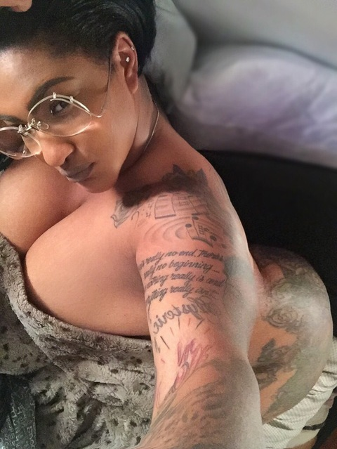 diosasiete OnlyFans - Free Access to 32 Videos & 49 Photos Onlyfans Free Access