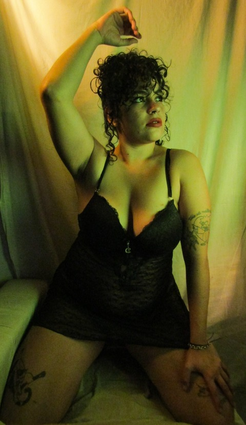 dirtycurlygirl420 OnlyFans - Free Access to 32 Videos & 49 Photos Onlyfans Free Access