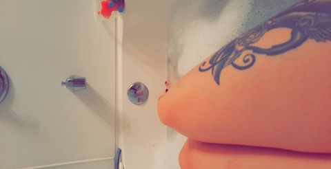 divinebones OnlyFans - Free Access to 32 Videos & 49 Photos Onlyfans Free Access