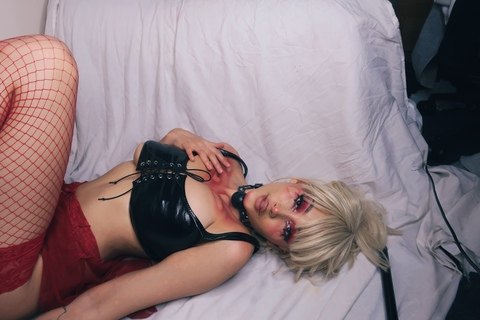 dixxiedior OnlyFans - Free Access to 32 Videos & 49 Photos Onlyfans Free Access
