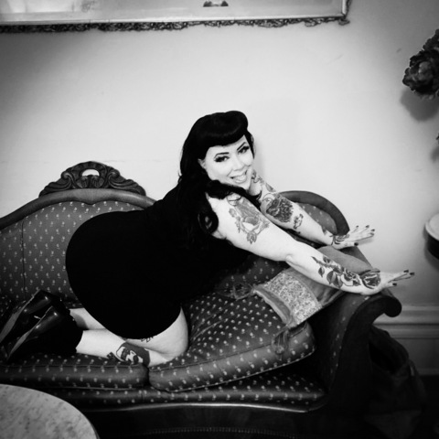 dolledeville OnlyFans - Free Access to 32 Videos & 121 Photos Onlyfans Free Access