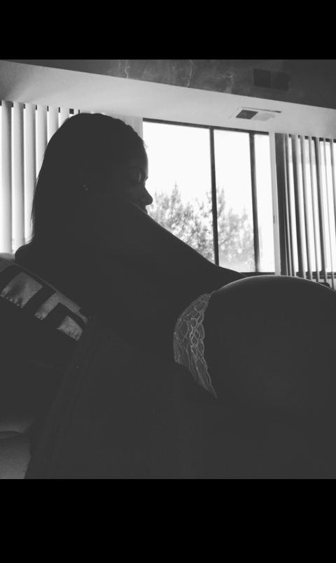 dollgoddesslei OnlyFans - Free Access to 32 Videos & 49 Photos Onlyfans Free Access