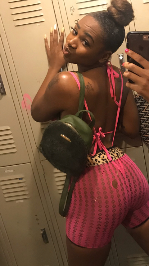 dreamsworld69 OnlyFans - Free Access to 32 Videos & 49 Photos Onlyfans Free Access