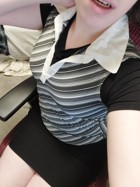 dysnomiav OnlyFans - Free Access to 32 Videos & 49 Photos Onlyfans Free Access