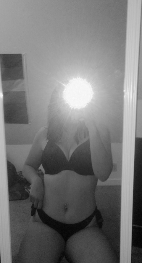 e_c3588 OnlyFans - Free Access to 32 Videos & 49 Photos Onlyfans Free Access