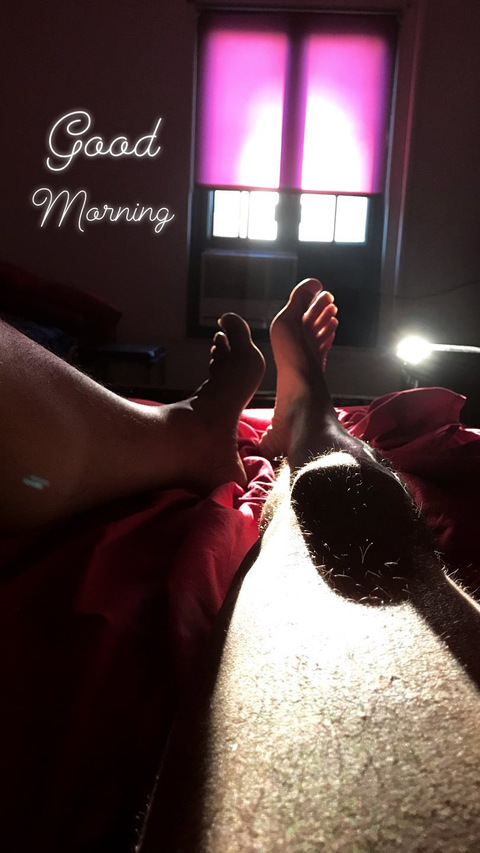 eazy.feet OnlyFans - Free Access to 32 Videos & 49 Photos Onlyfans Free Access