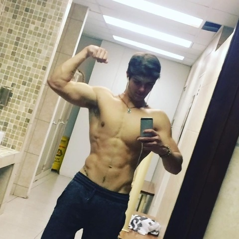 eazyeve4422 OnlyFans - Free Access to 32 Videos & 49 Photos Onlyfans Free Access