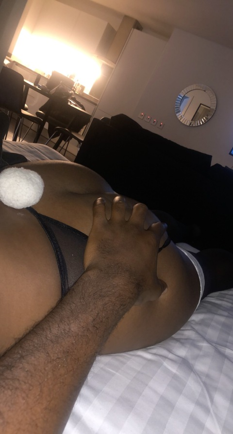 ebony_lustldn OnlyFans - Free Access to 32 Videos & 49 Photos Onlyfans Free Access