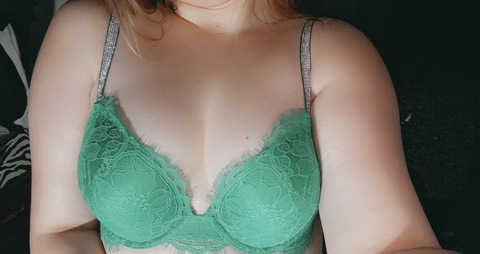 eileen34 OnlyFans - Free Access to 32 Videos & 49 Photos Onlyfans Free Access