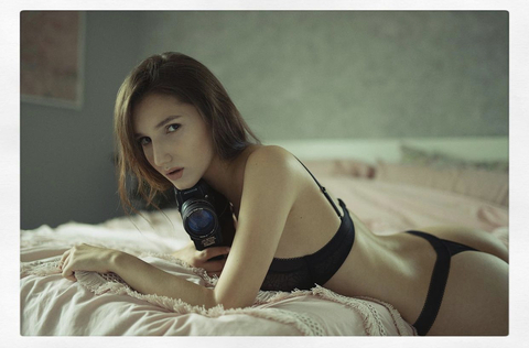 elena.co OnlyFans - Free Access to 32 Videos & 49 Photos Onlyfans Free Access