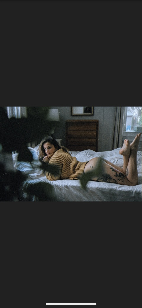 ella_carlisle OnlyFans - Free Access to 32 Videos & 60 Photos Onlyfans Free Access