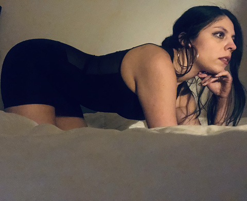 ellarodriguez88 OnlyFans - Free Access to 32 Videos & 139 Photos Onlyfans Free Access