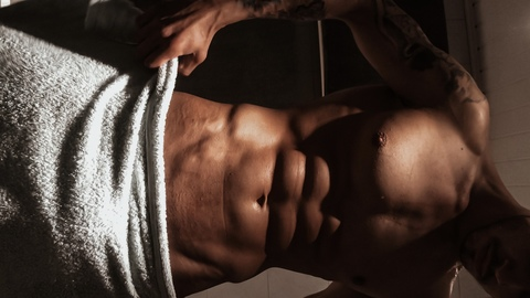 emassimo OnlyFans - Free Access to 32 Videos & 49 Photos Onlyfans Free Access