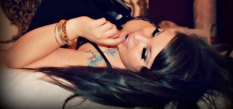 emberzeal OnlyFans - Free Access to 32 Videos & 49 Photos Onlyfans Free Access