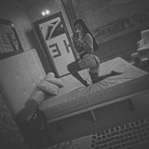 emmyz04 OnlyFans - Free Access to 32 Videos & 49 Photos Onlyfans Free Access