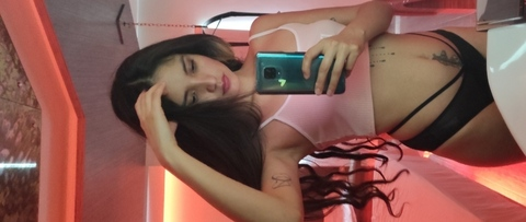 emmz92 OnlyFans - Free Access to 32 Videos & 49 Photos Onlyfans Free Access