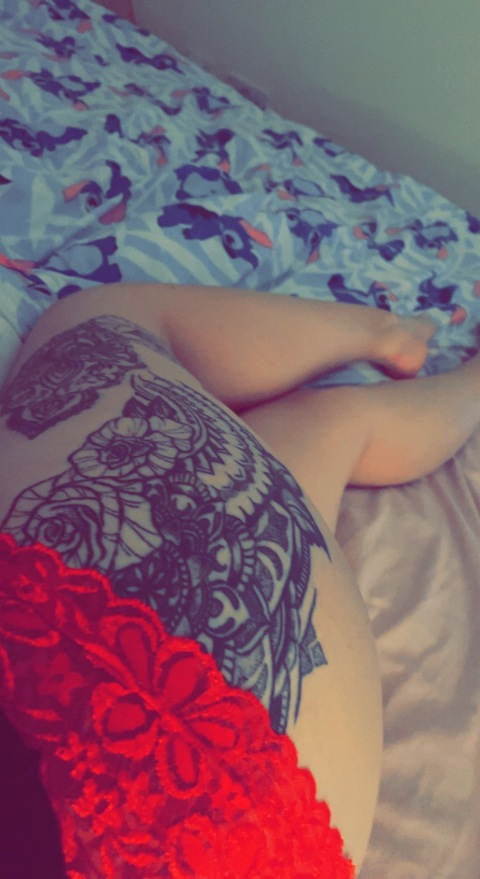 emziie OnlyFans - Free Access to 32 Videos & 49 Photos Onlyfans Free Access